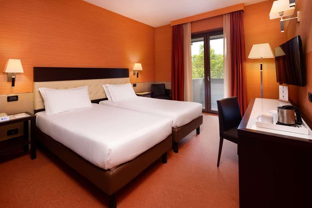 Best Western Gorizia Palace Oda fotoğraf